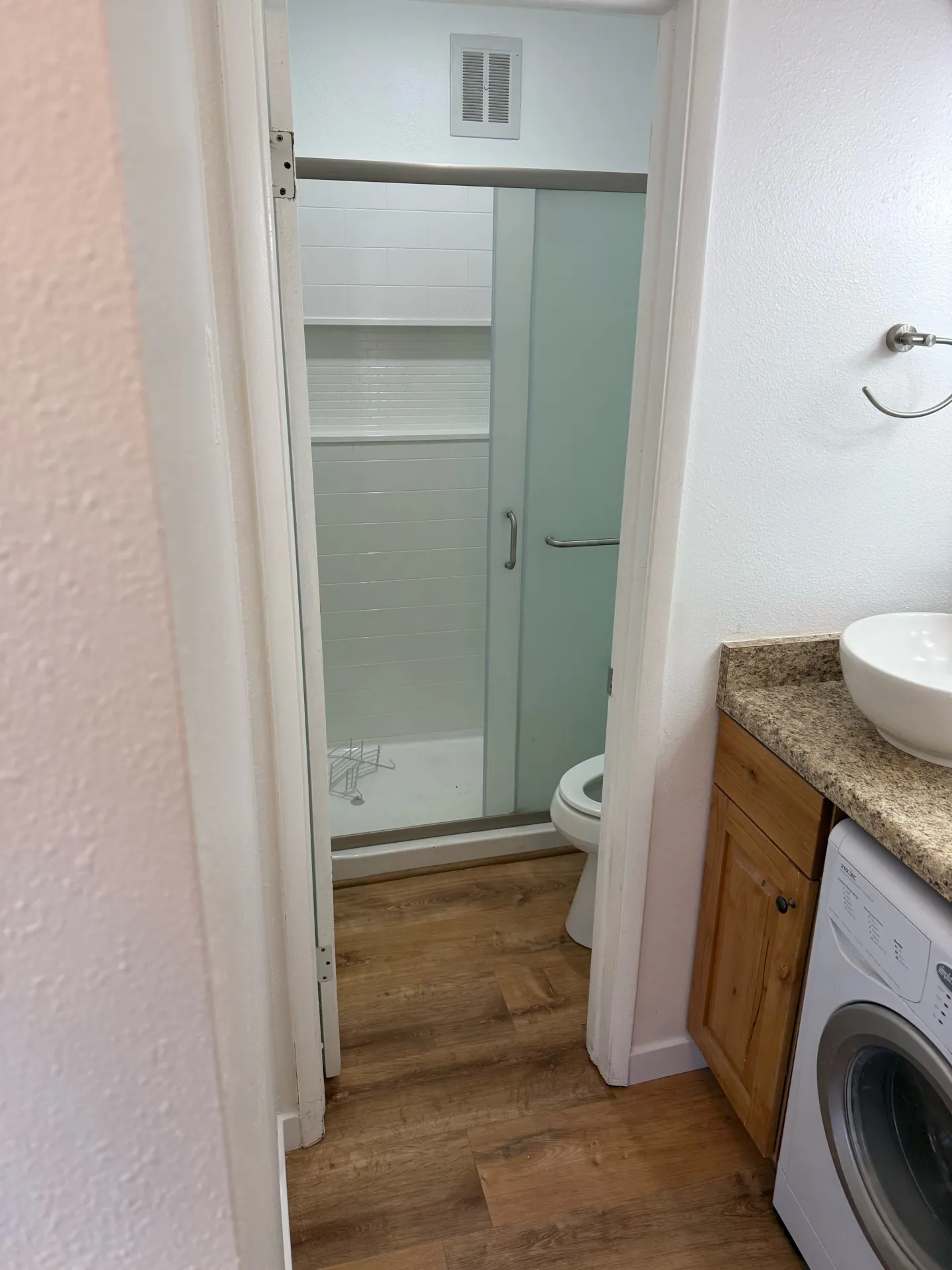 Brian Head studio before — bathroom in original condition before remodel